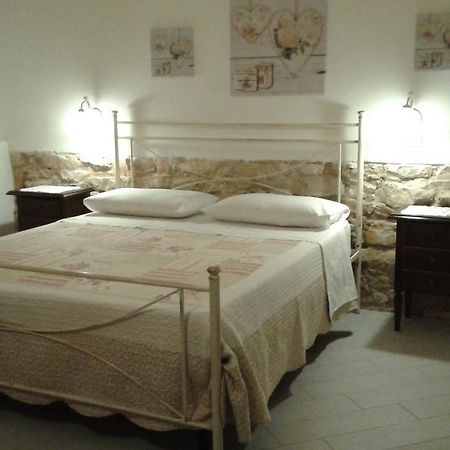 Appartamento Shabby Chic Τράπανι Δωμάτιο φωτογραφία