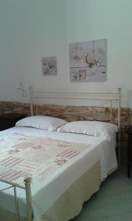 Appartamento Shabby Chic Τράπανι Δωμάτιο φωτογραφία