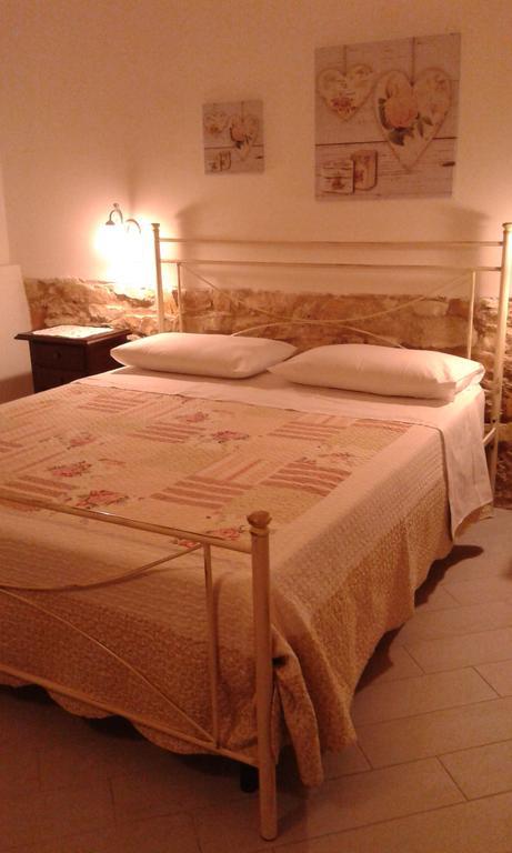 Appartamento Shabby Chic Τράπανι Δωμάτιο φωτογραφία