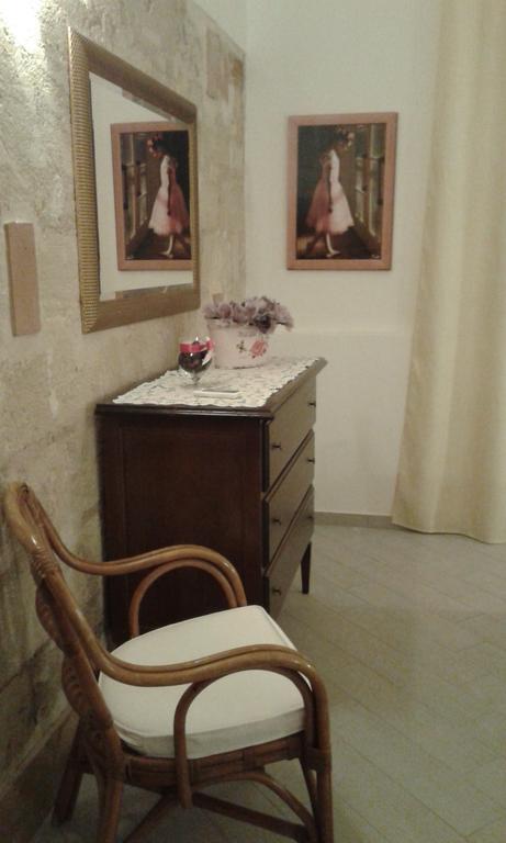 Appartamento Shabby Chic Τράπανι Δωμάτιο φωτογραφία